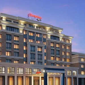 Hampton By Hilton Triumphal Arch Отель